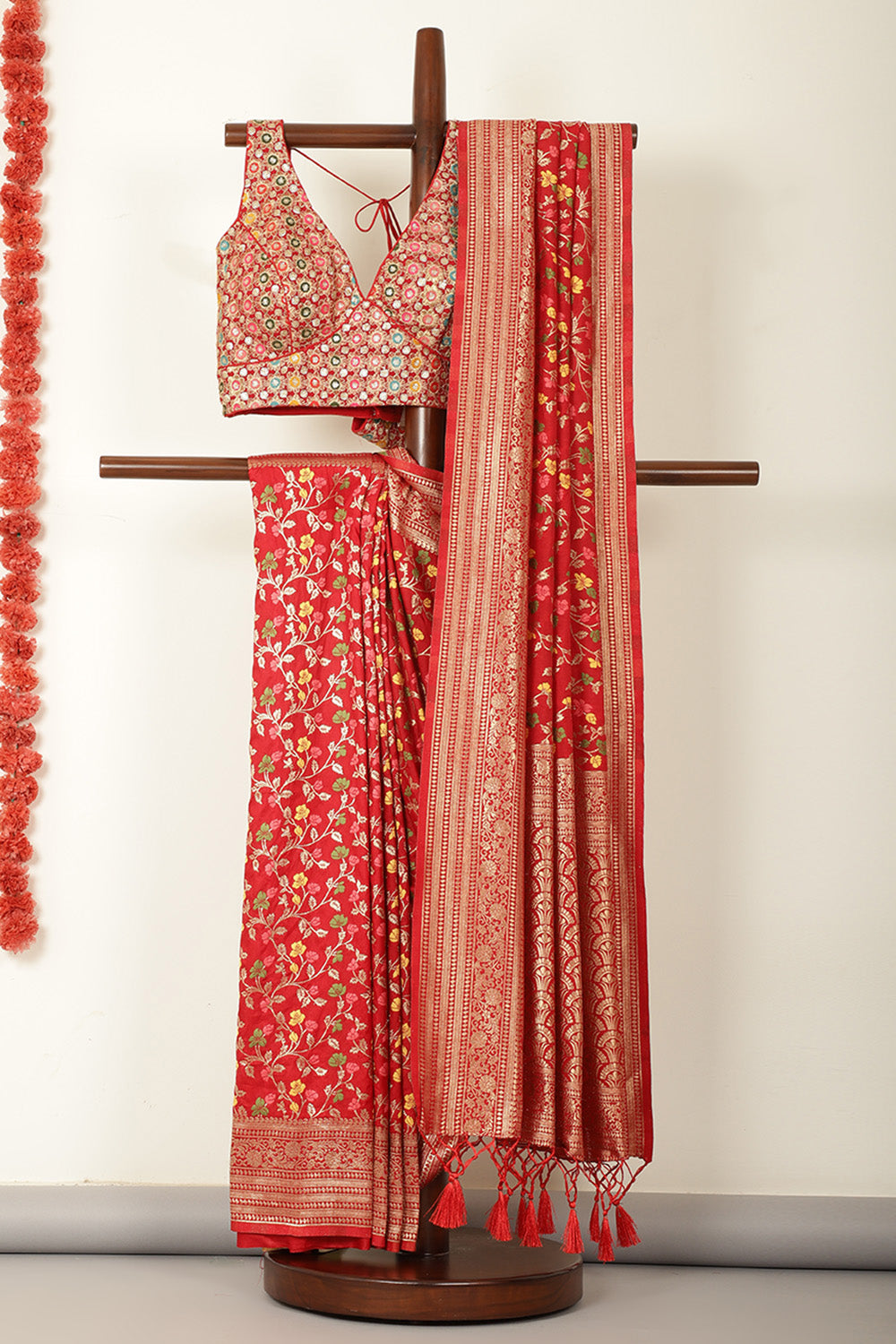 Red Silk Zari & Resham Woven Saree