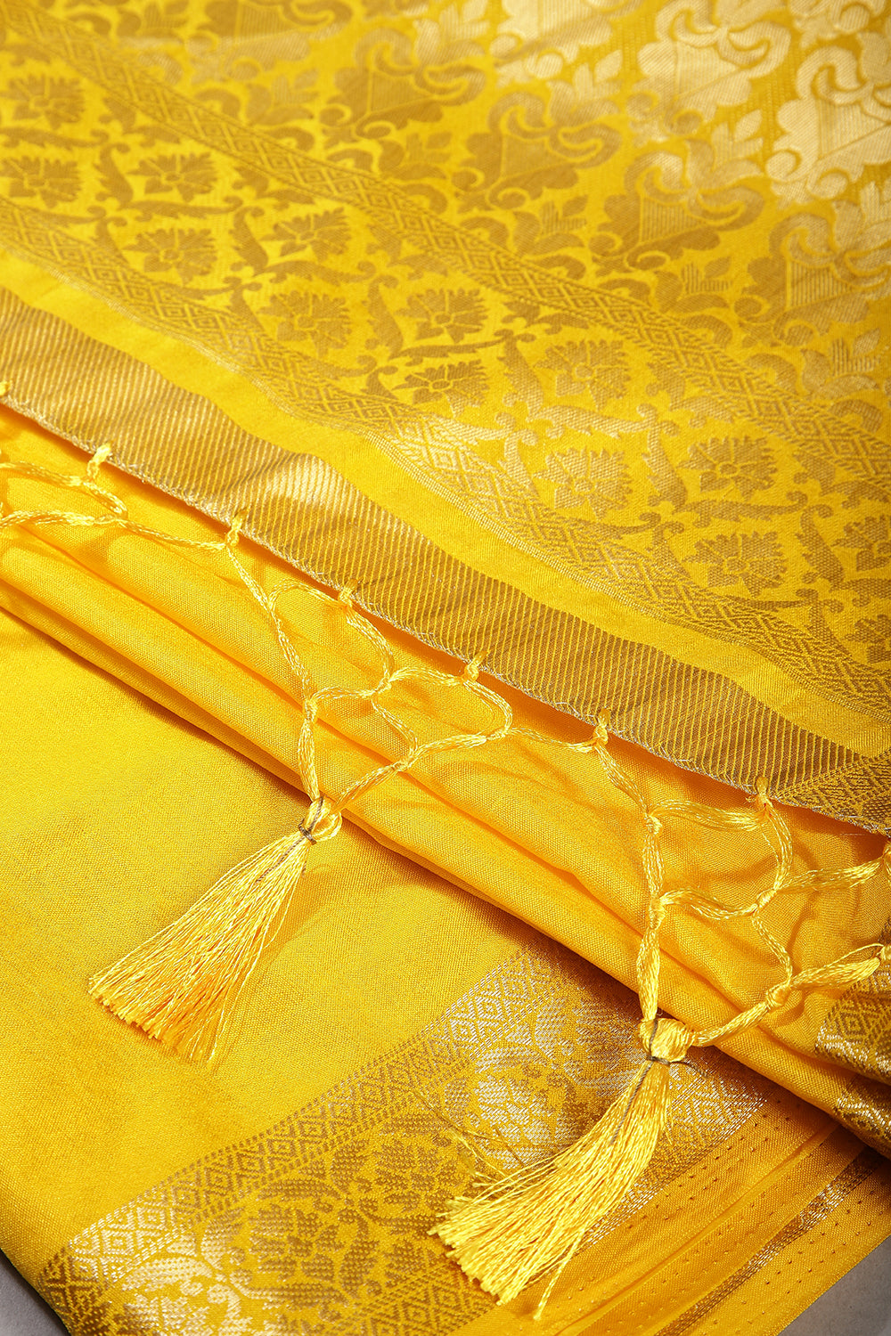 Yellow Colour Silk Woven Saree