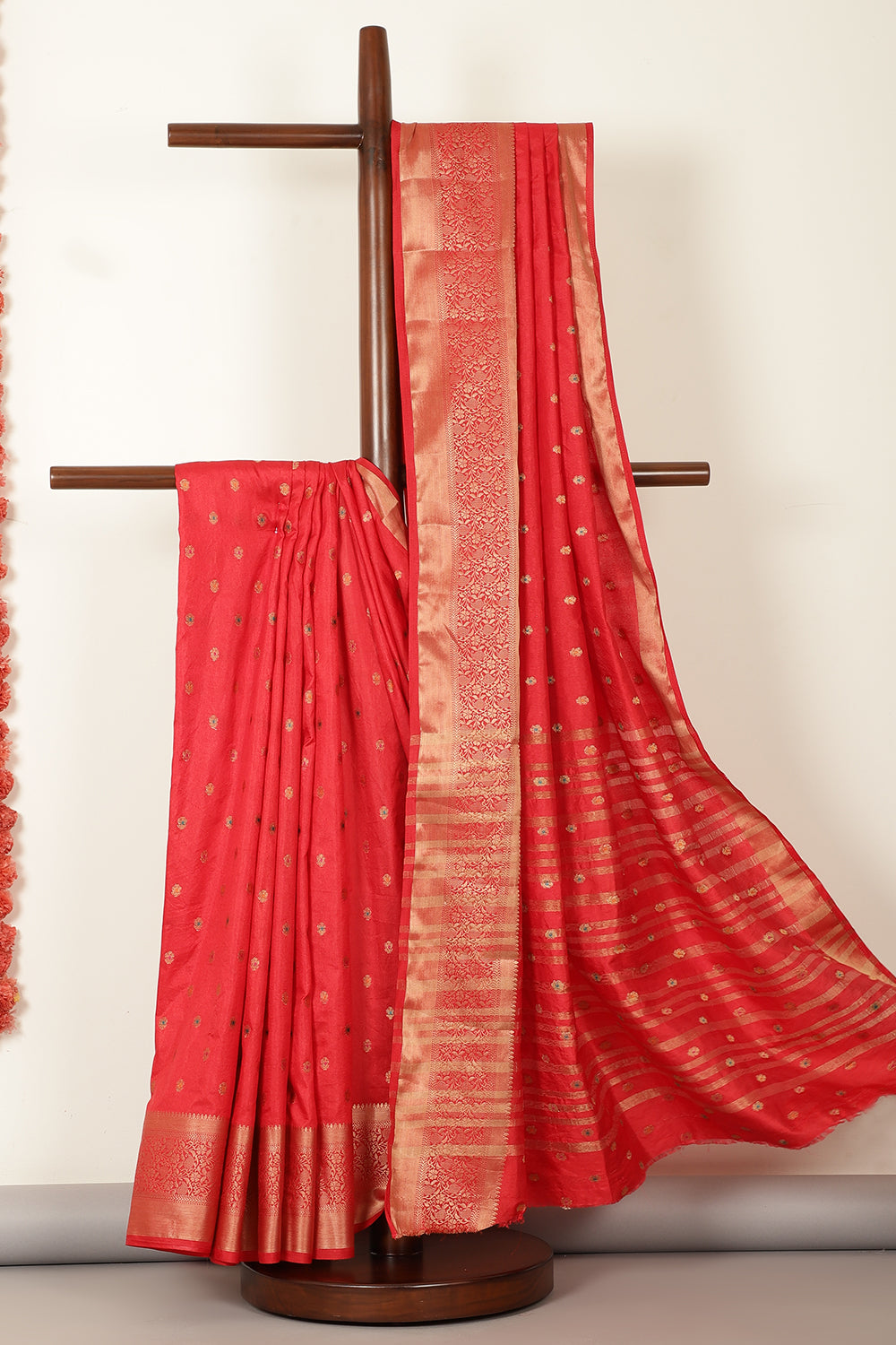 Red Cotton Zari & Resham Woven Saree