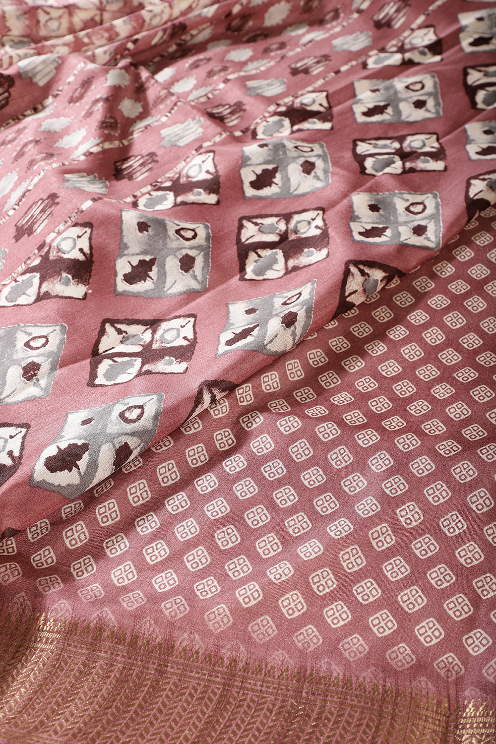 Dark Mauve Color Cotton Silk Abstract Printed Saree