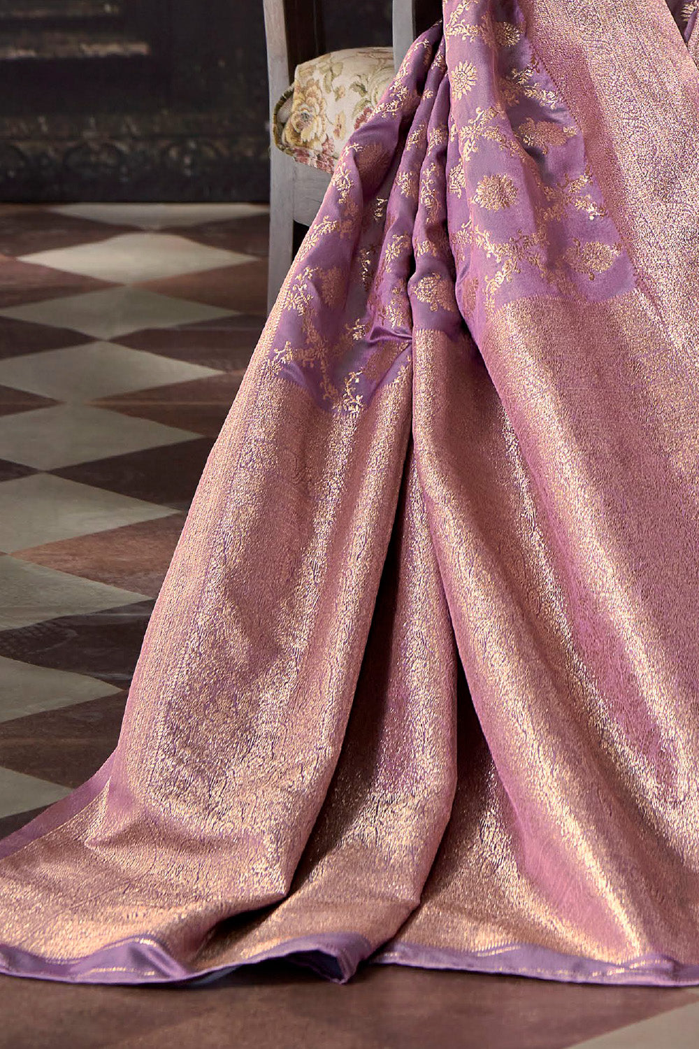 Light Mauve Katan Silk Banarasi Woven Saree