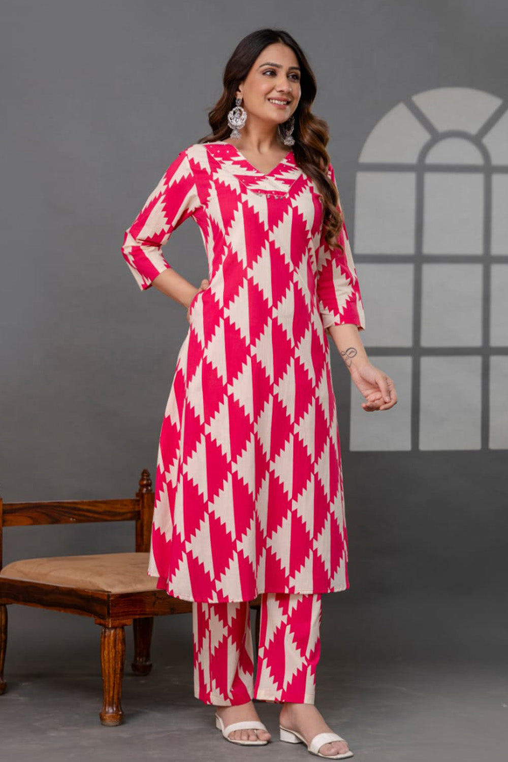 Beige And Magenta Printed Cotton Kurta Set