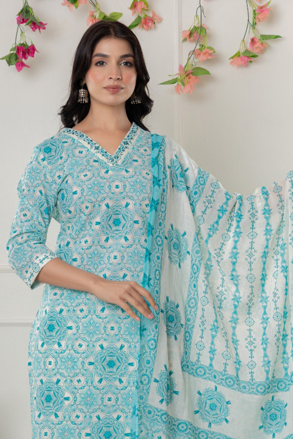 Turquois & Cream Cotton Printed Suit Set
