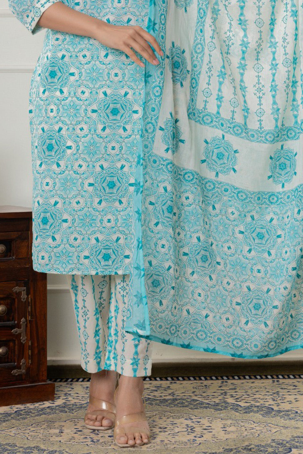 Turquois & Cream Cotton Printed Suit Set