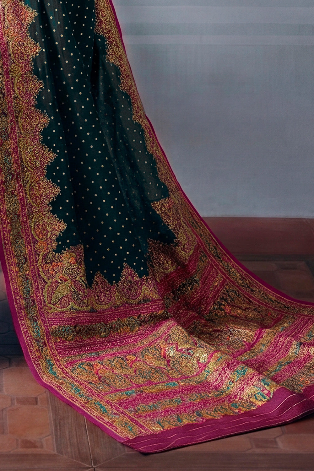 Bottle Green Soft Silk Kalamkari Woven Saree