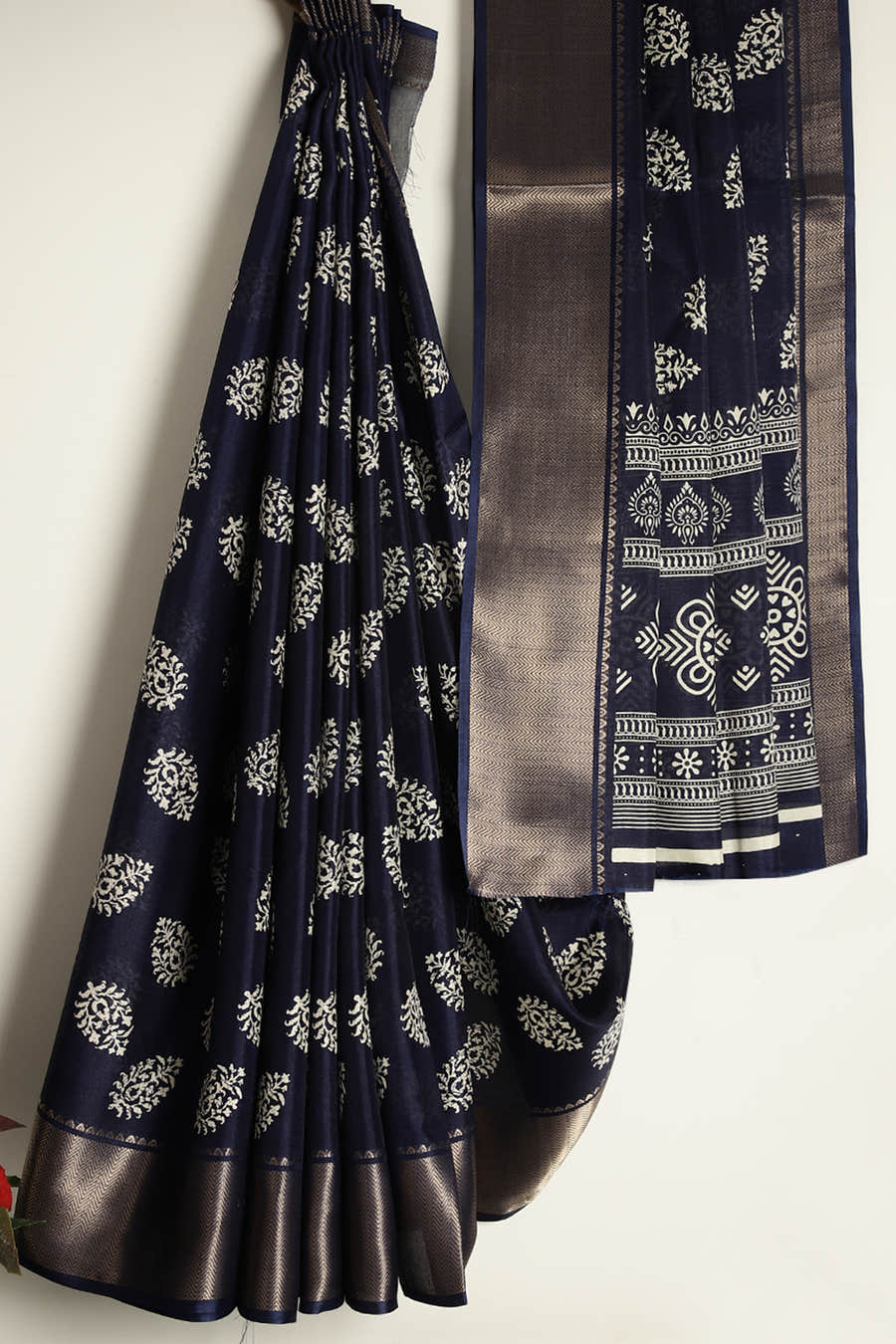 Navy Color Block Printed Cotton Silk Saree