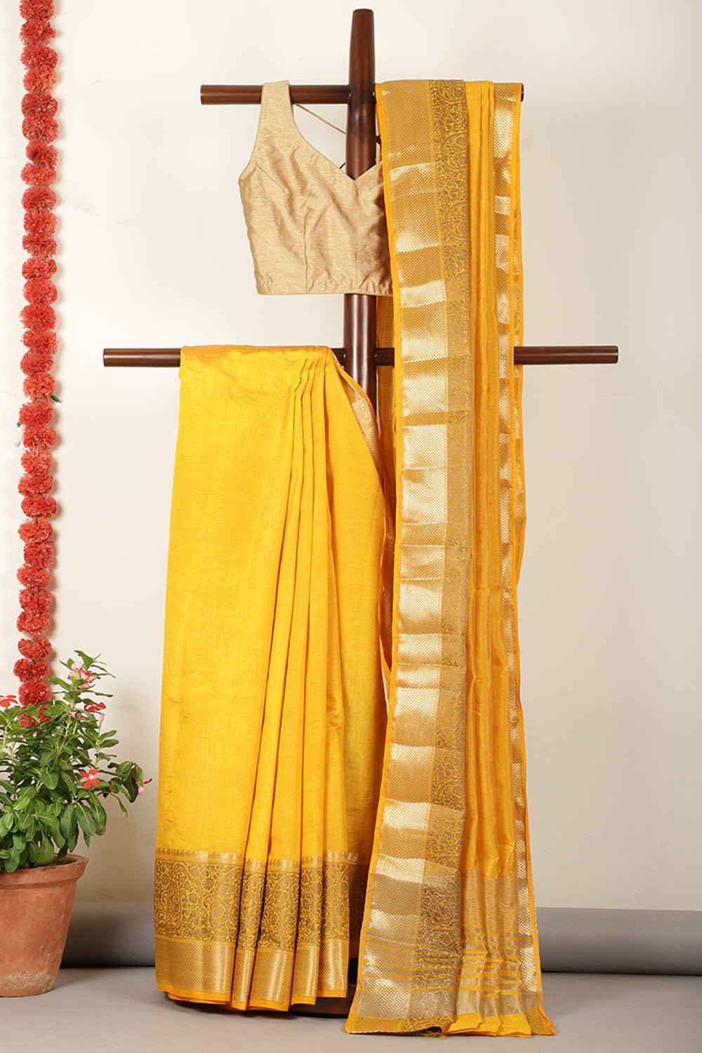 Yellow Woven Cotton Silk Saree