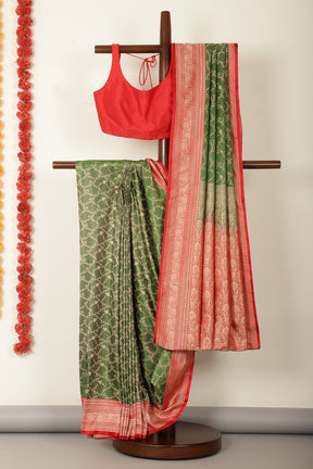 Green & Red Dual Toned Silk Floral Jal Woven Saree
