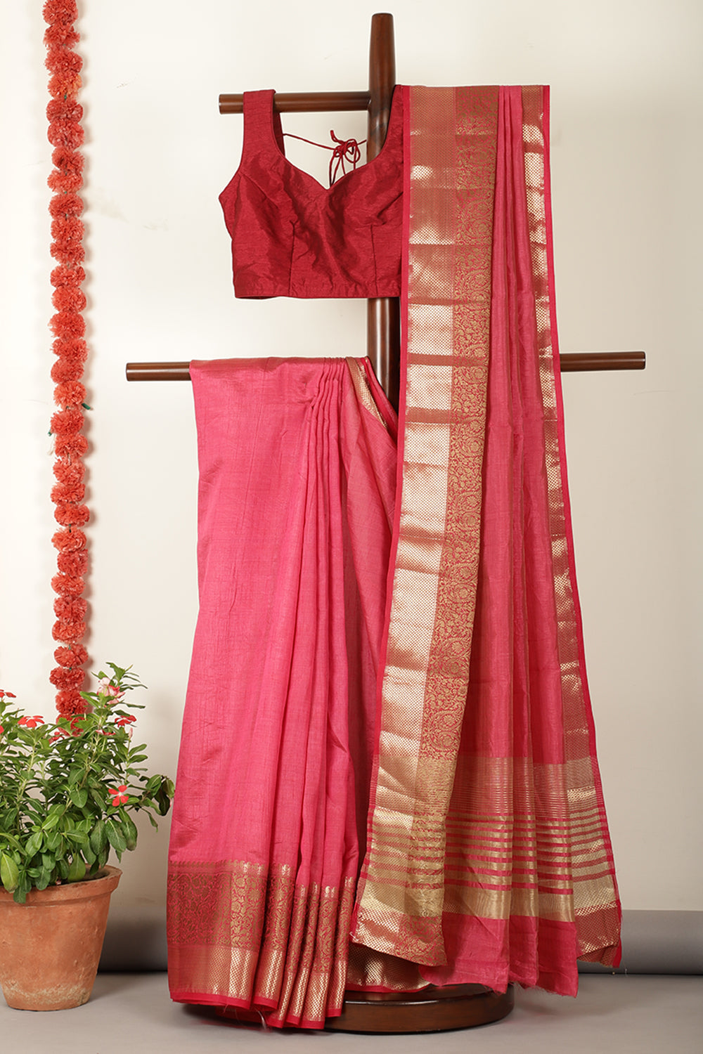 Pastel Red Woven Cotton Silk Saree