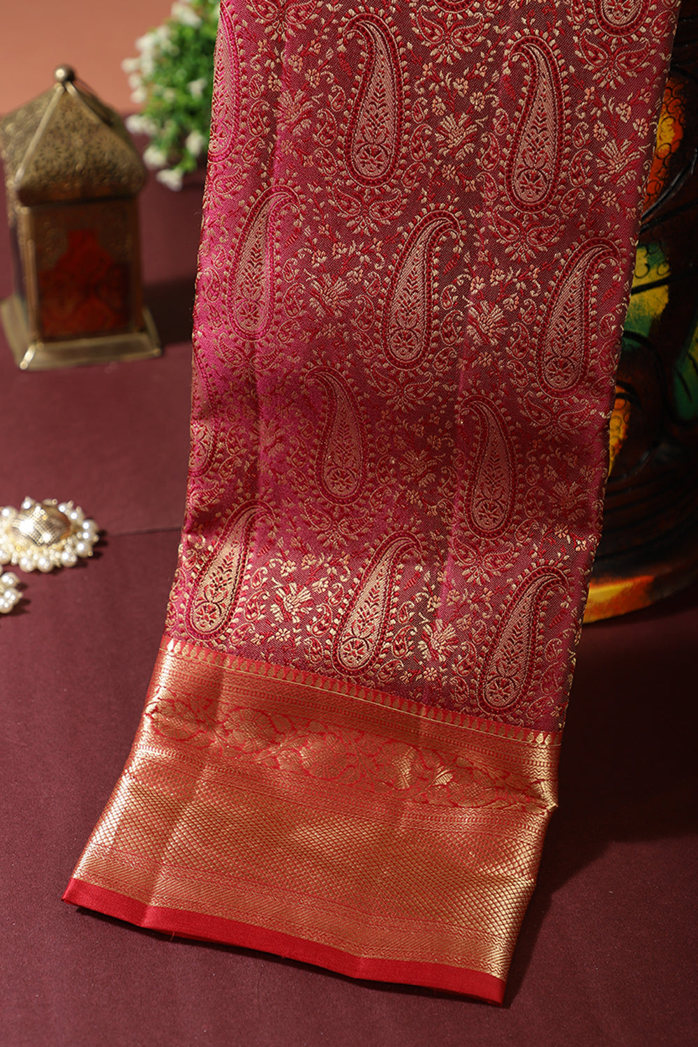 Purple Color Kanjivaram Pure Silk Handloom Gold Zari Saree with Kalka Pattern