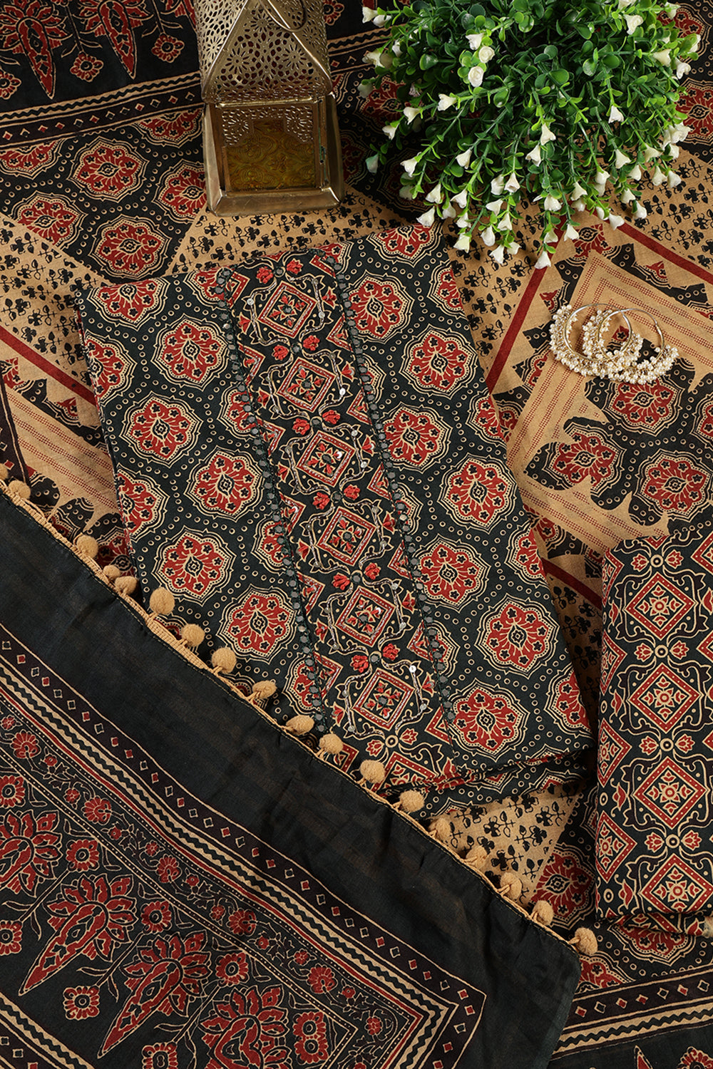 Bottle Green Cambric Cotton Printed And Mirror Wrok Unstitched Suit Material