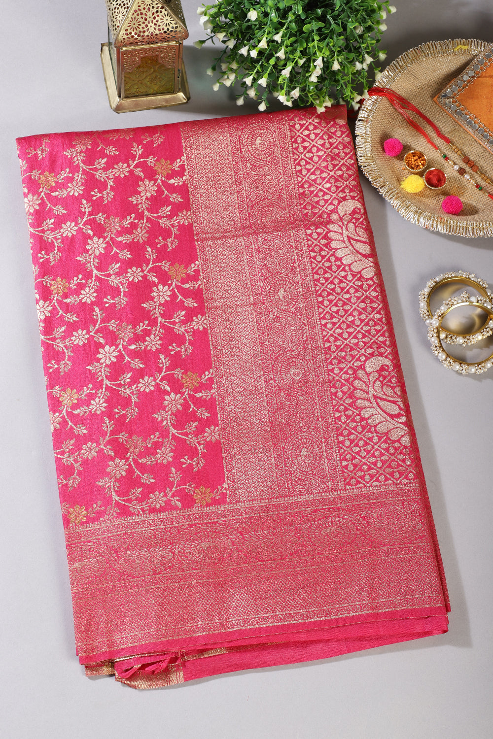Rani Floral Zaal Woven Silk Banarasi Saree