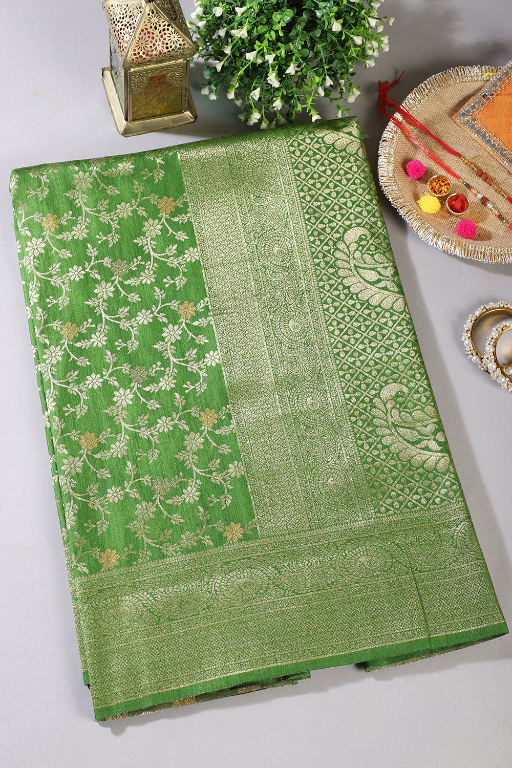 Green Floral Zaal Woven Silk Banarasi Saree