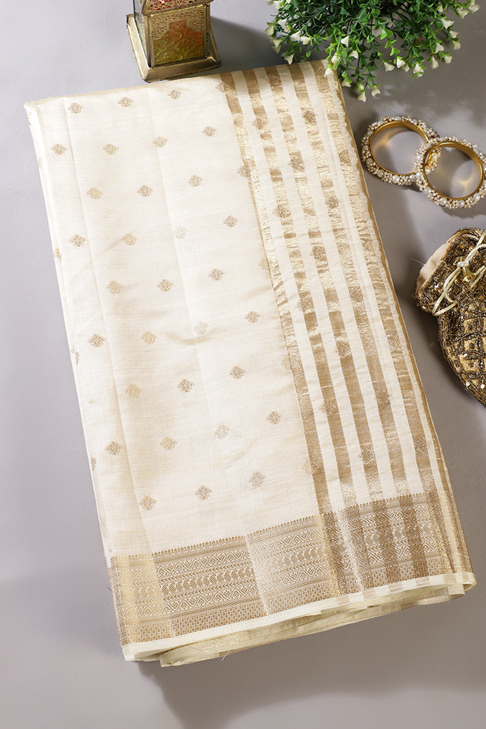 Cream Cotton Silk Zari Woven Saree