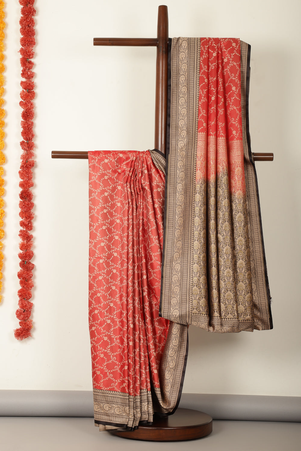 Red & Black Dual Toned Silk Floral Jal Woven Saree