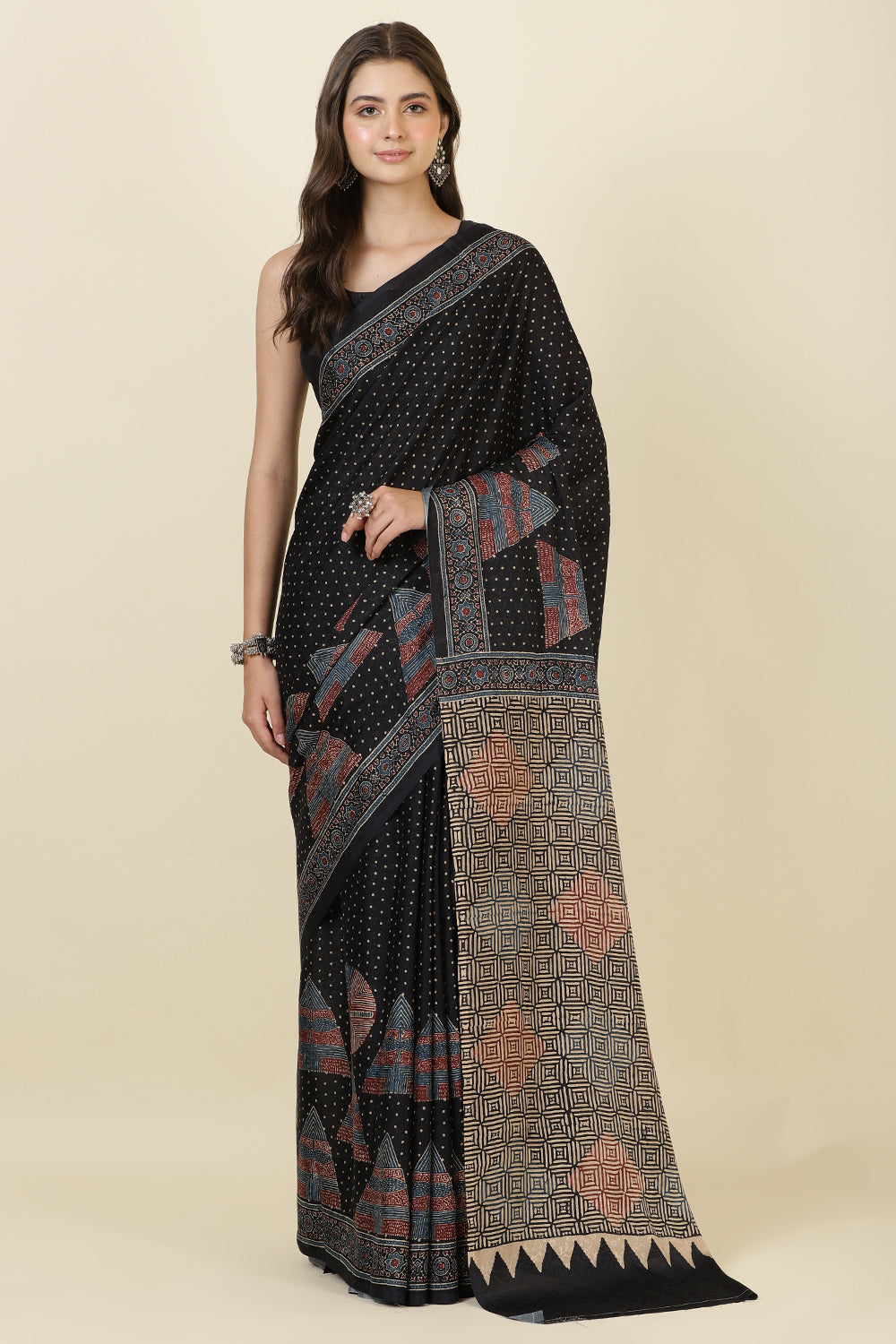 Black Jacquard Silk Printed Saree