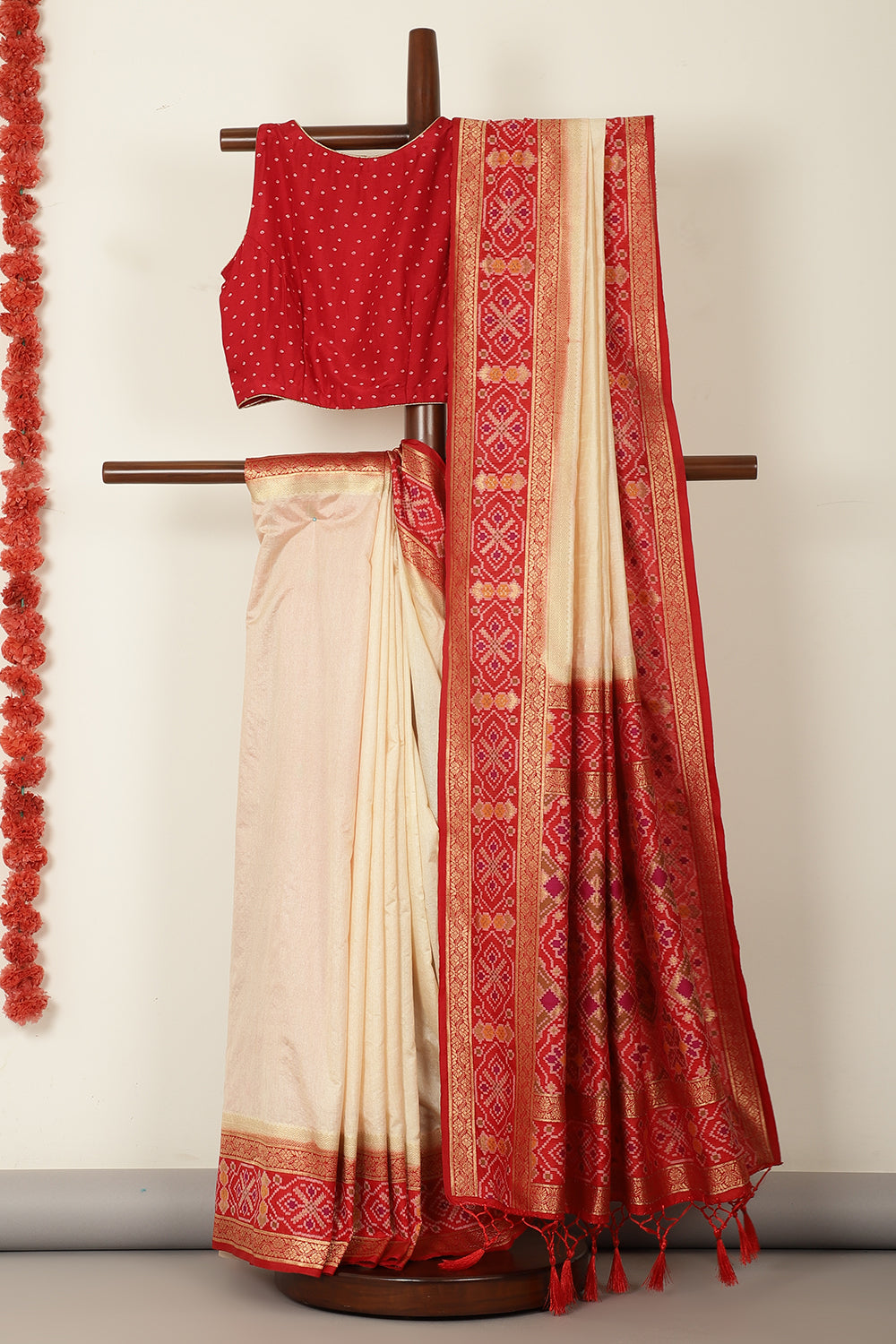 Cream & Red Dual Toned Tussar Silk Patola Woven Saree