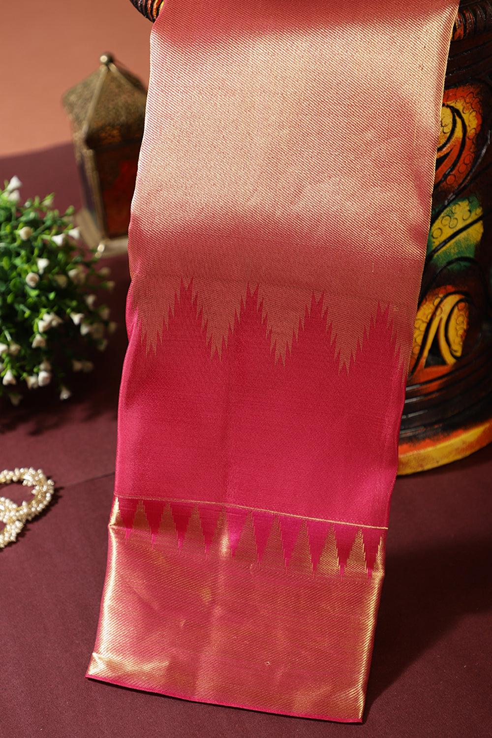 Magenta Pink Color Kanjivaram Pure Silk Handloom Gold Zari Saree with Temple Border