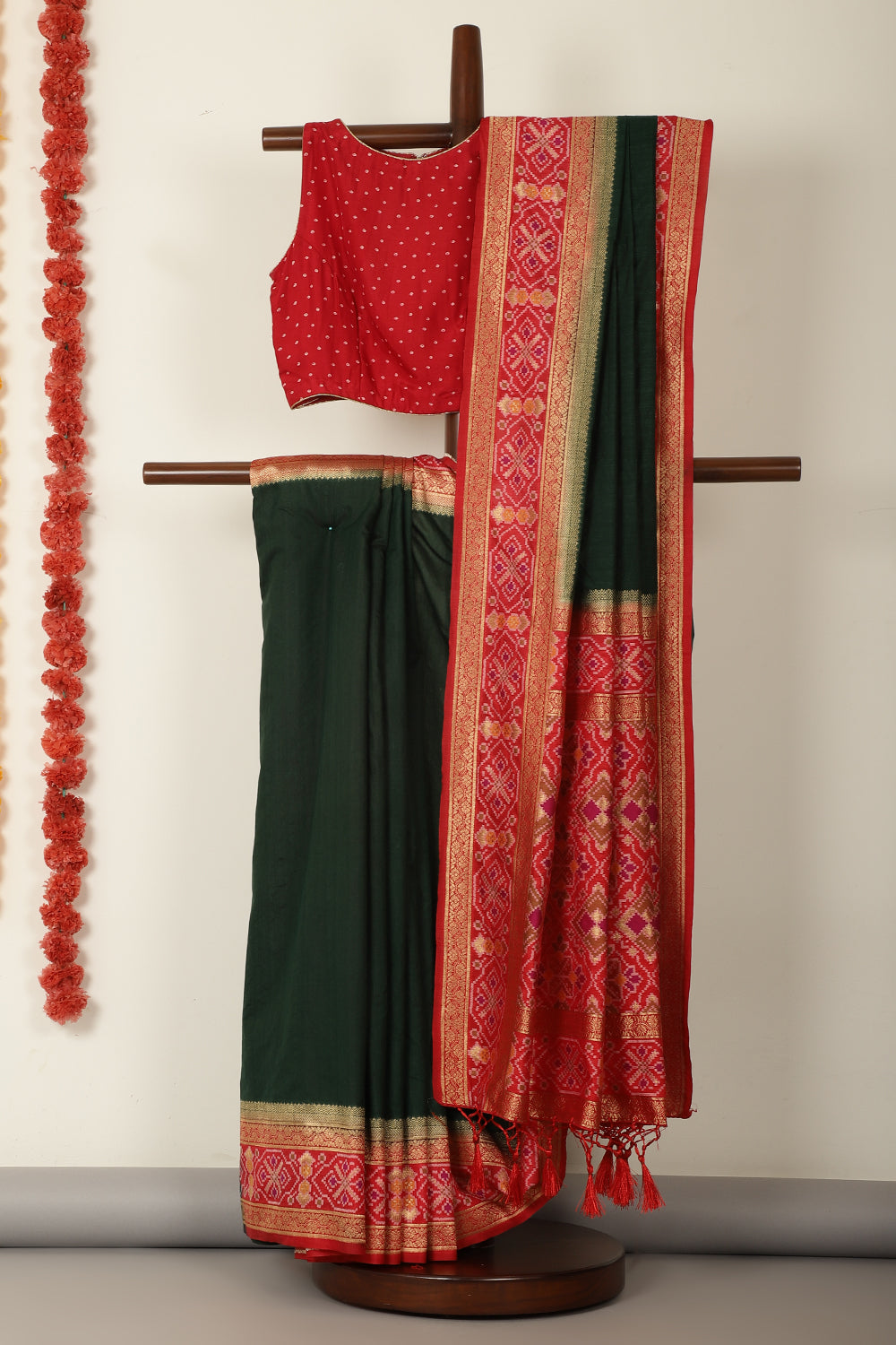 Bottle Green & Red Dual Toned Tussar Silk Patola Woven Saree