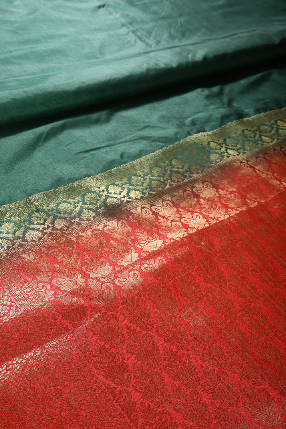 Bottle Green & Red Ombré  Silk Zari Woven Saree