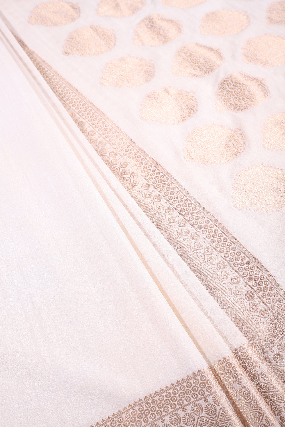 White Colour Cotton Silk Zari Woven Saree