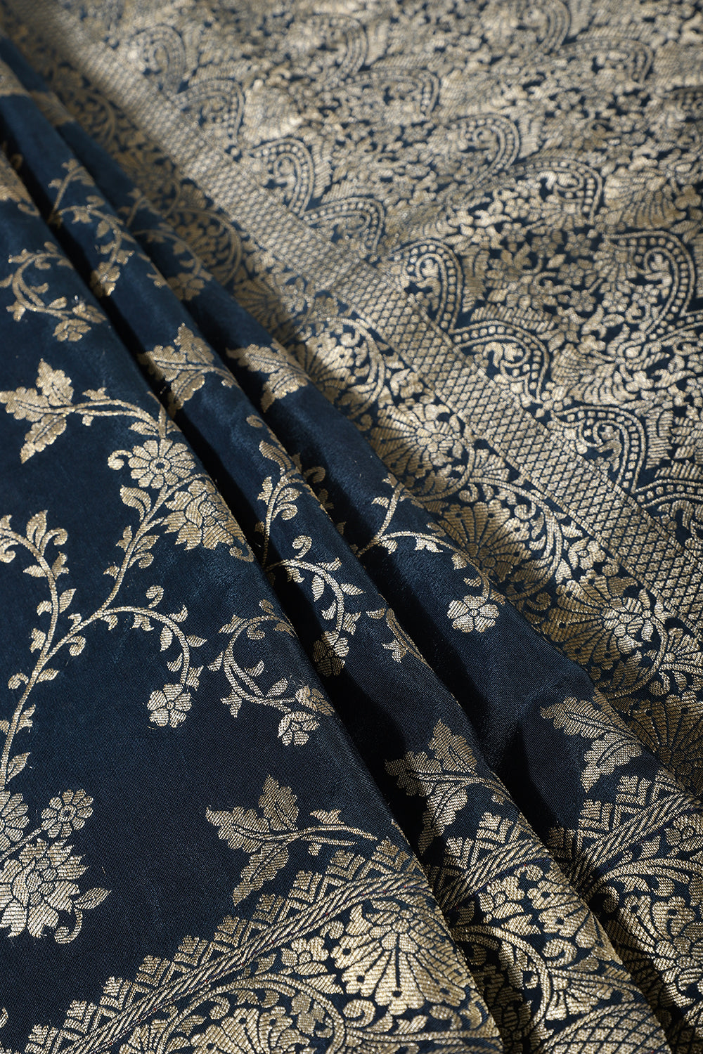 Navy Banarasi Silk Zari Floral Zaal Woven Saree