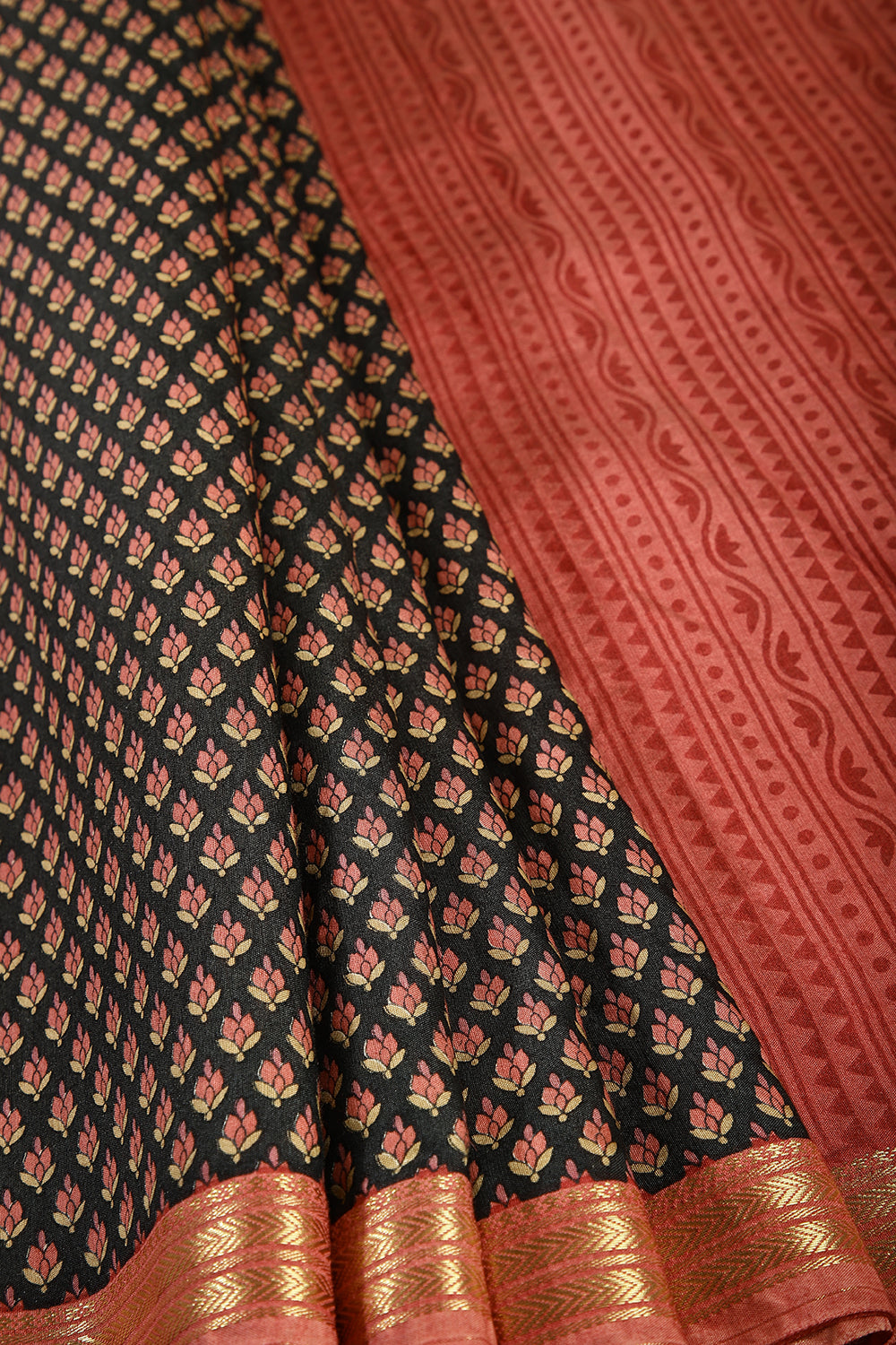 Black Color Cotton Printed Saree With Zari Border