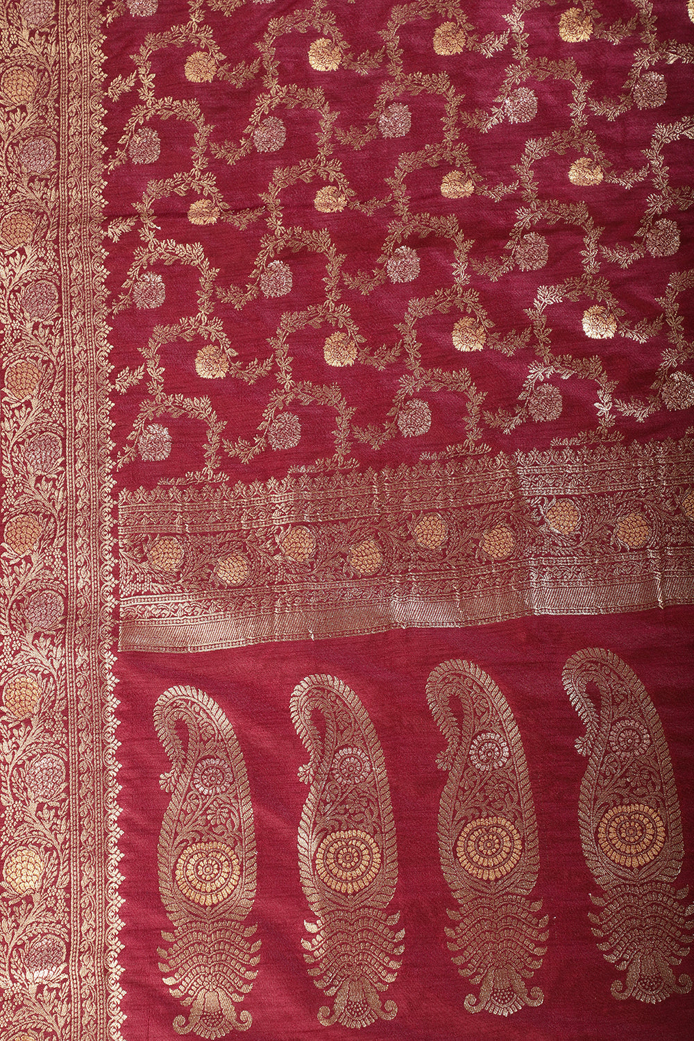 Dark Scarlet Silk Floral Zaal Woven Banarasi Saree