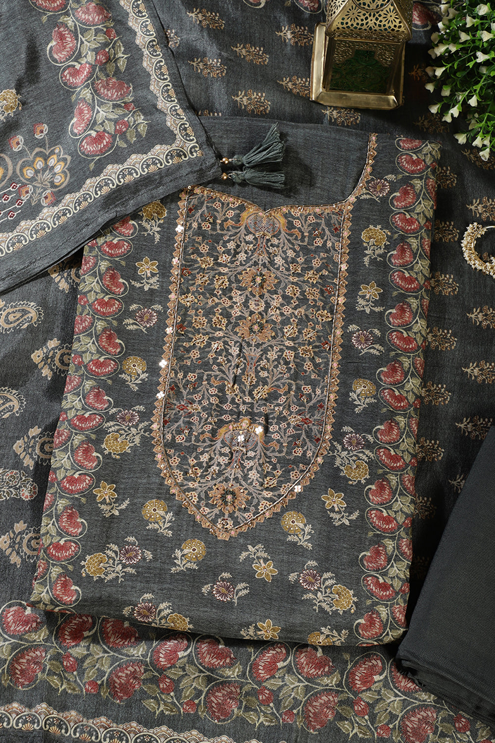 Grey Muslin Printed Unstitched Suit Fabric