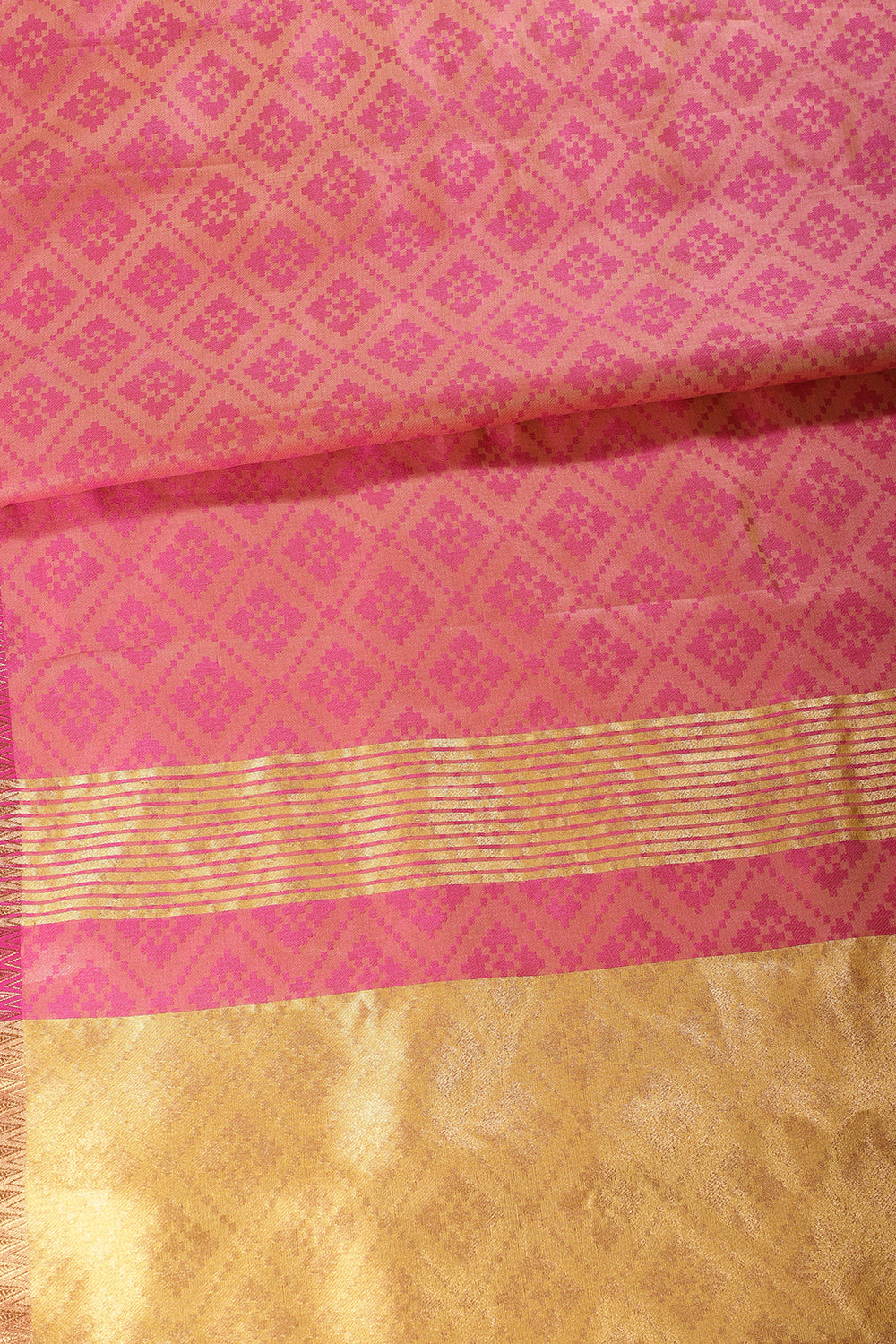Magenta & Mustard Dual Tone Silk Woven Saree