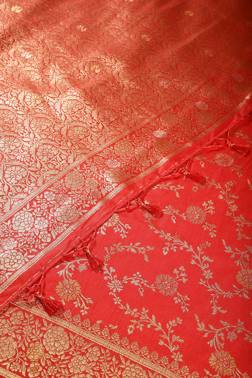 Red Color Raw Silk Zari Woven Saree