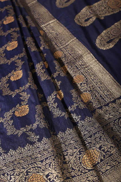 Navy Silk Floral Zaal Woven Banarasi Saree
