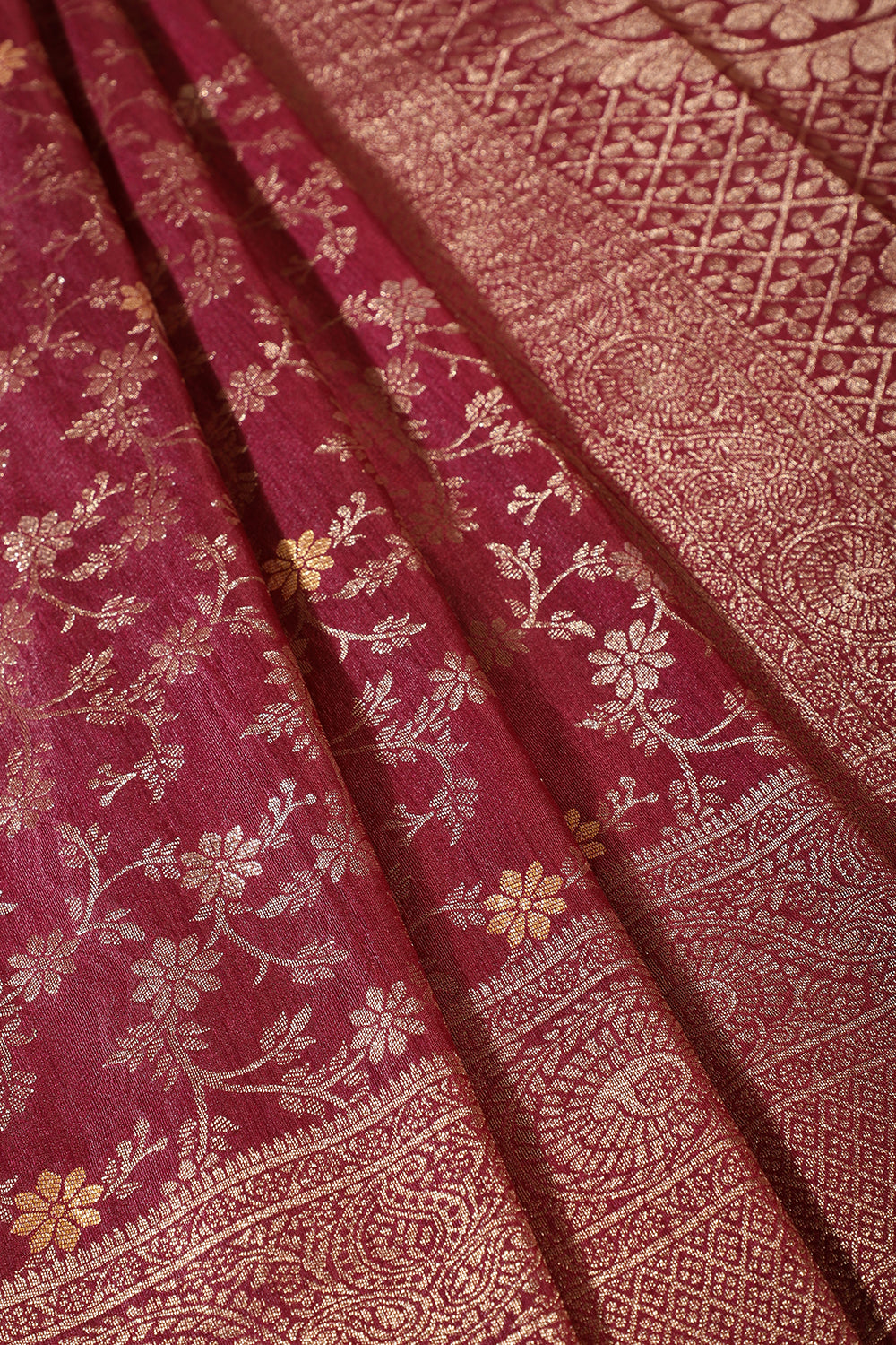 Dark Scarlet Floral Zaal Woven Silk Banarasi Saree