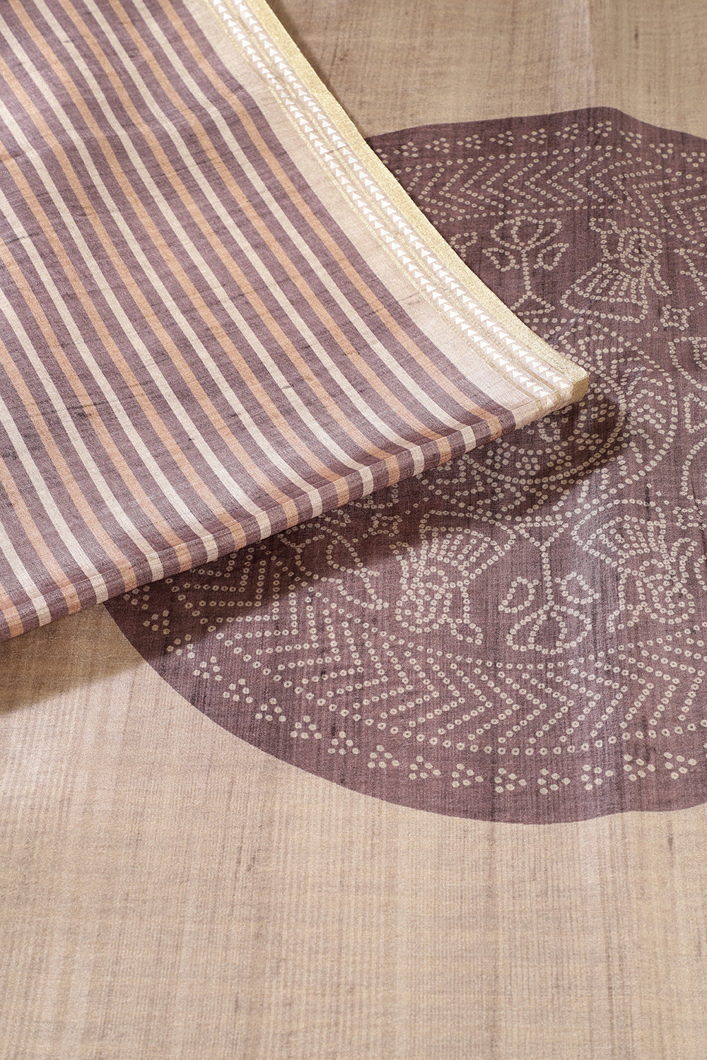 Beige And Grey Tussar Silk Printed Saree