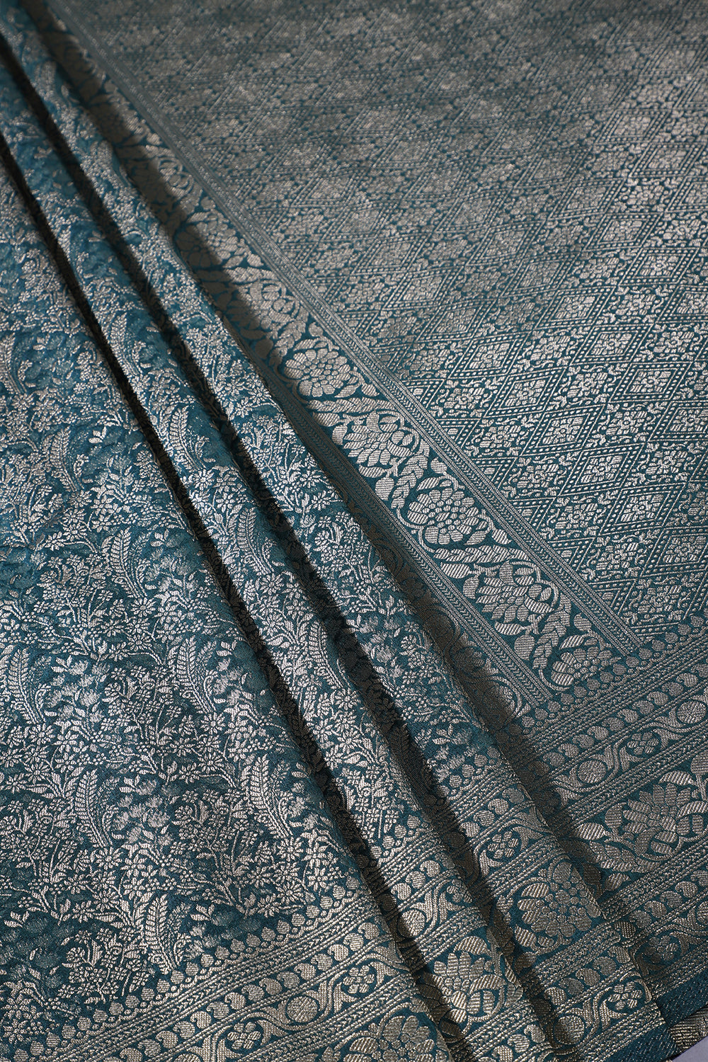 Green South Silk Floral Zaal Woven Saree