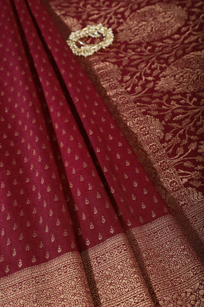 Dark Scarlet Colour Silk Zari Woven Saree