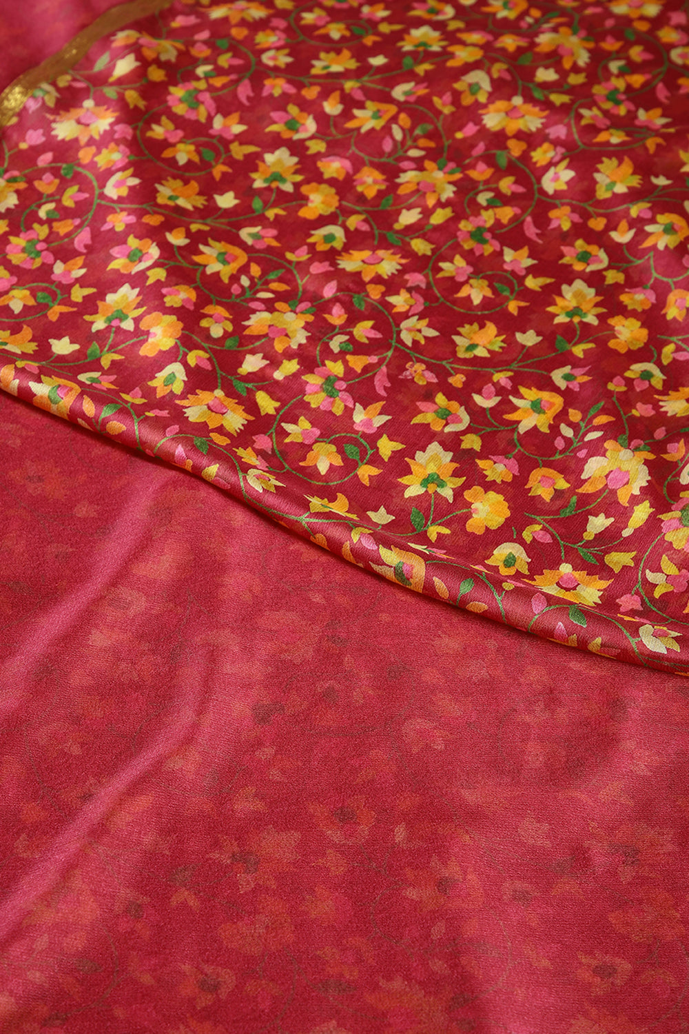 Shiraz Color Chiffon Floral Zari Border Printed Saree