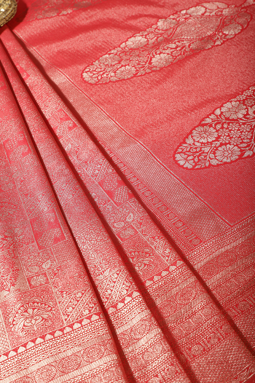 Red Colour Soft Silk Zari Woven Saree