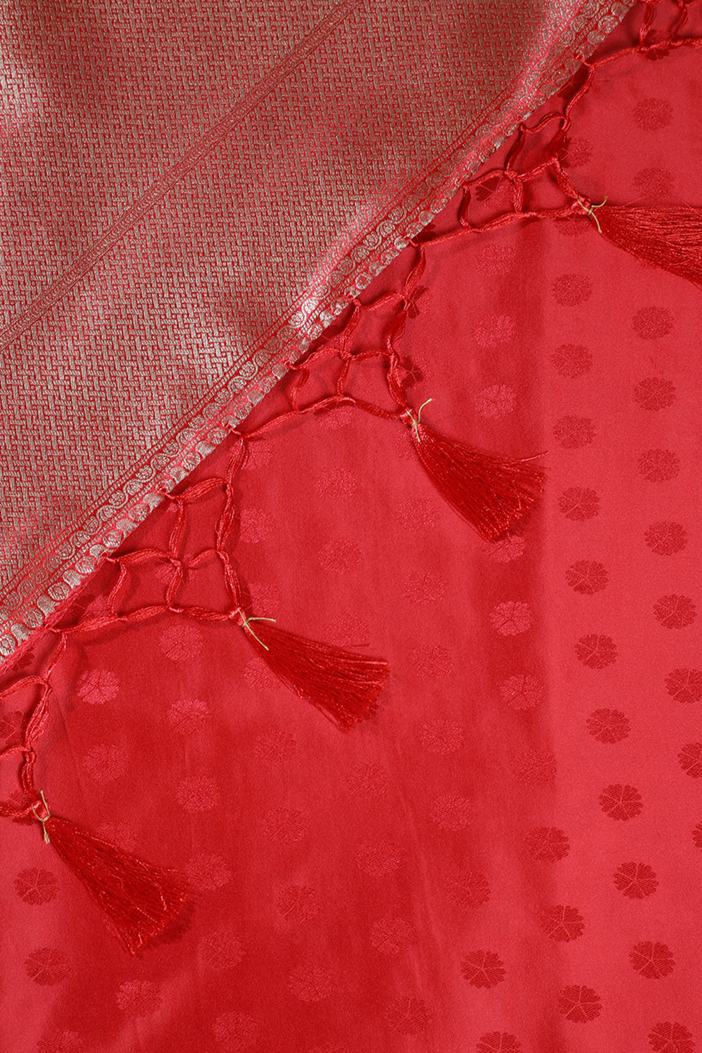 Cream & Red Floral Zari Woven Sarees