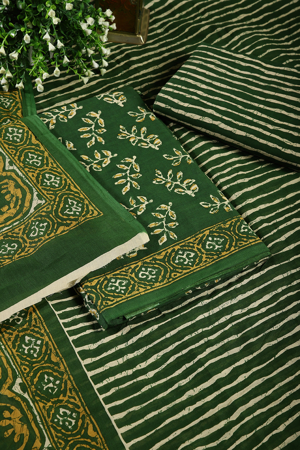 Leaf Green Color Cotton Printed Unstitched Suit