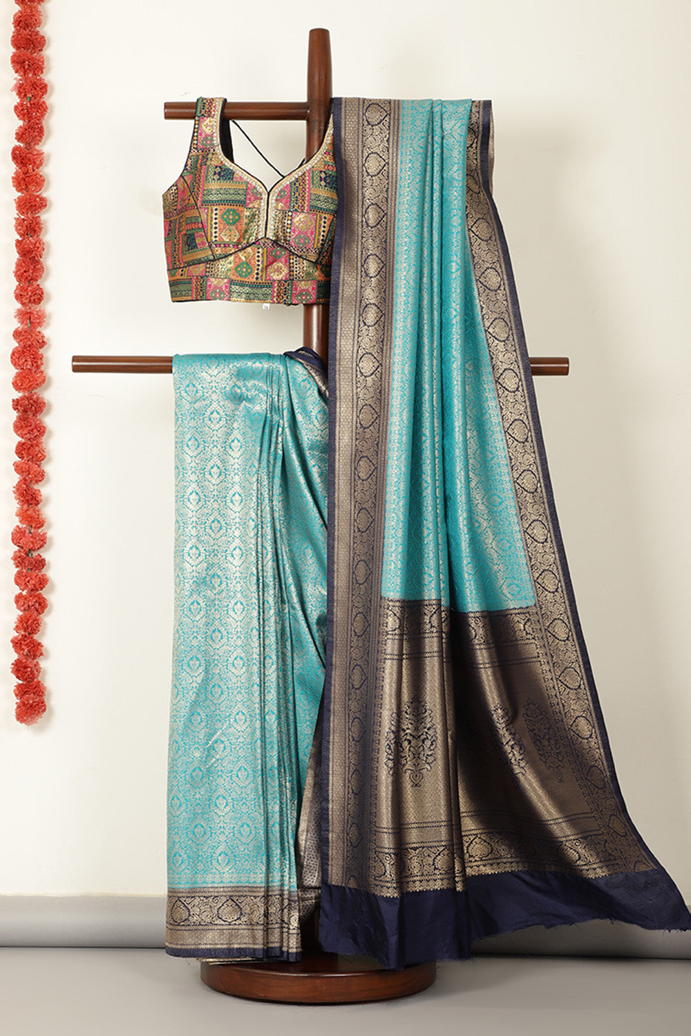 Teal & Navy Dual Toned Soft Silk Zari Woven Saree