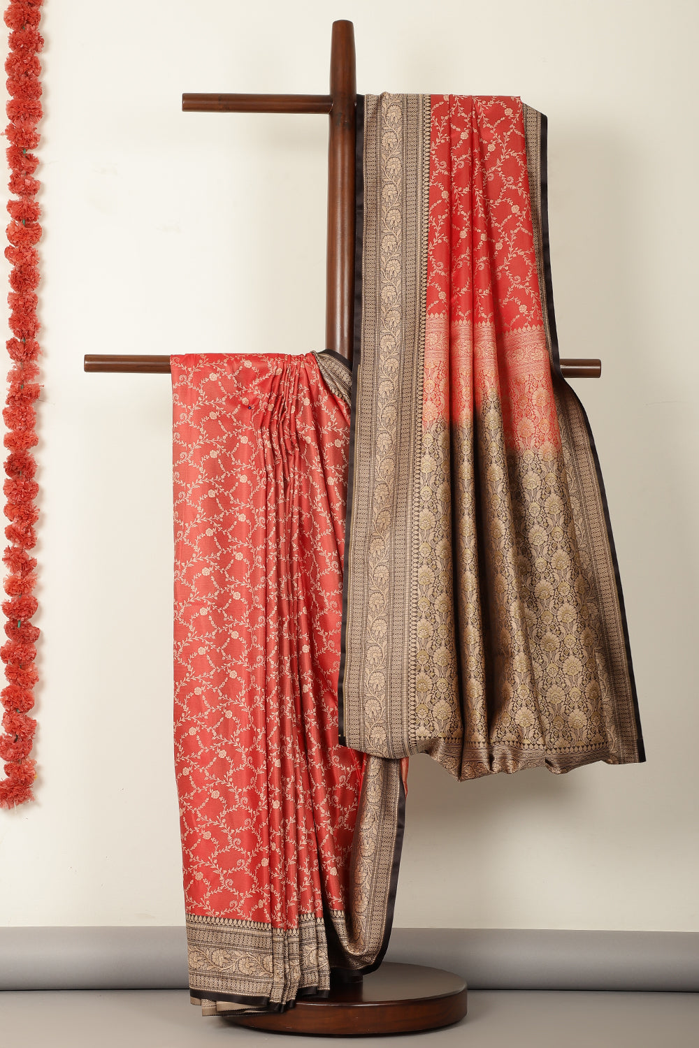 Red & Black Dual Toned Silk Floral Jal Woven Saree