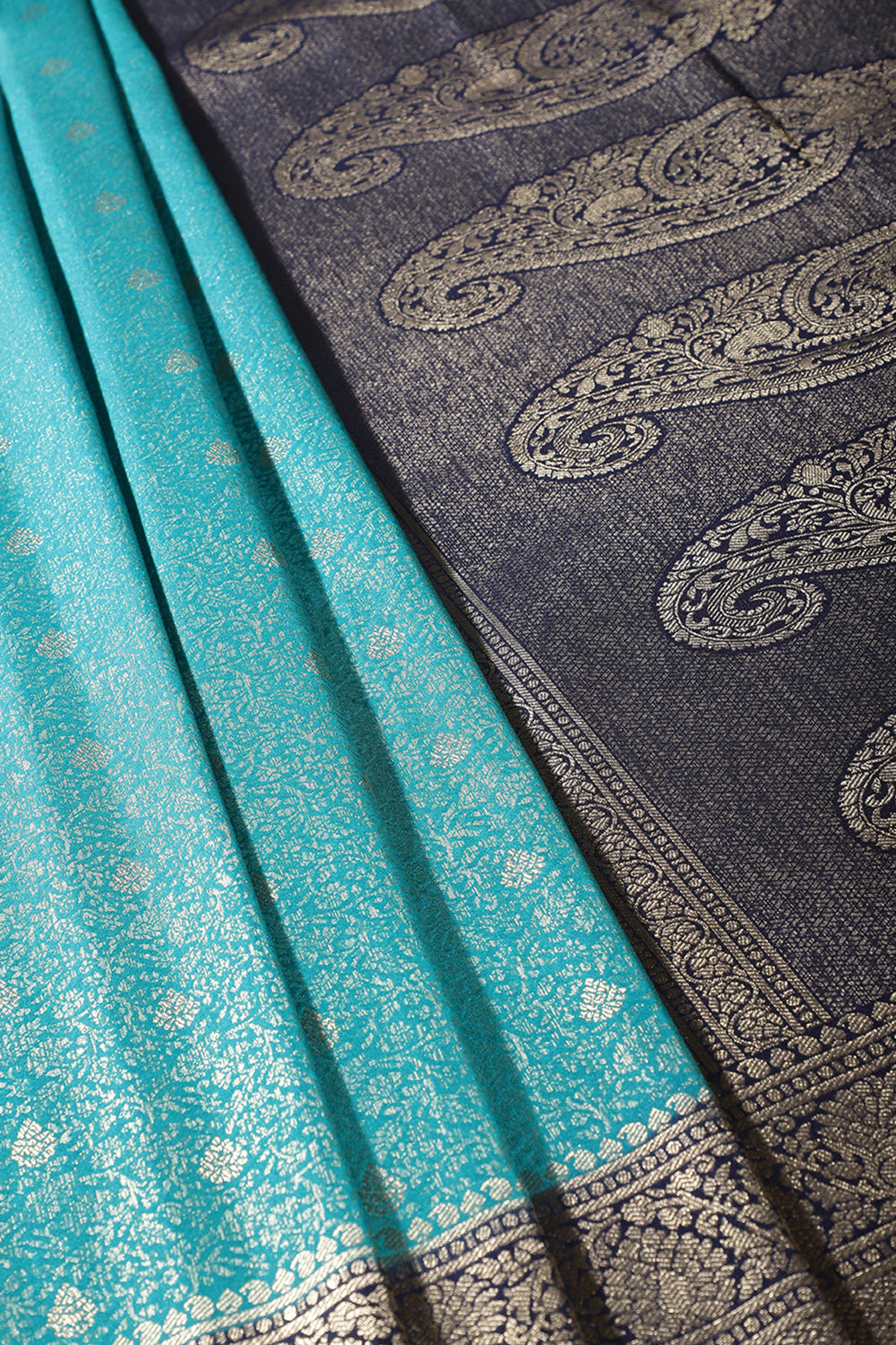 Turquoise & Navy Dual Toned Soft Silk Zari Woven Saree
