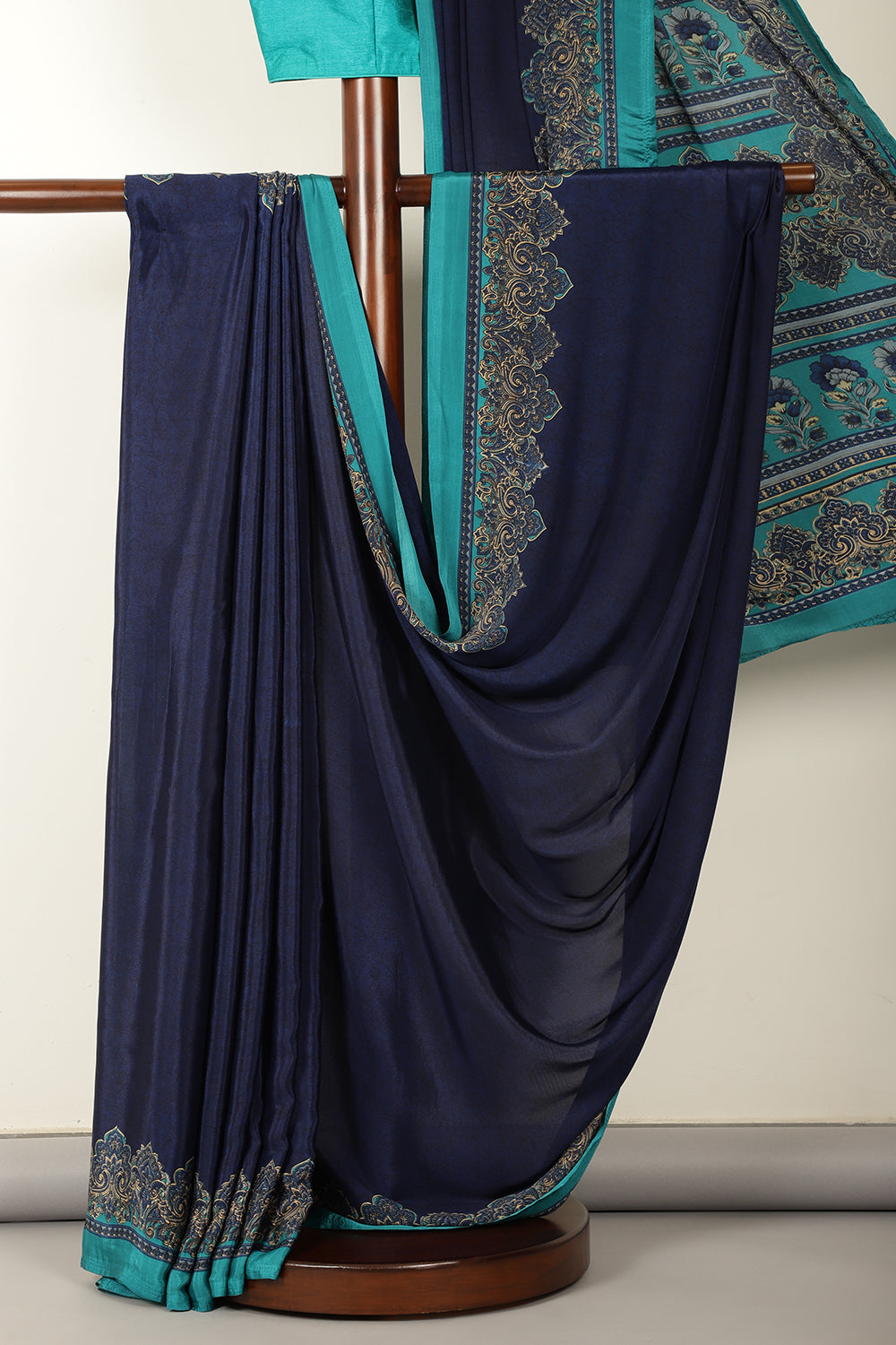 Navy Kashmiri-Inspired Floral Printed Crepe Saree
