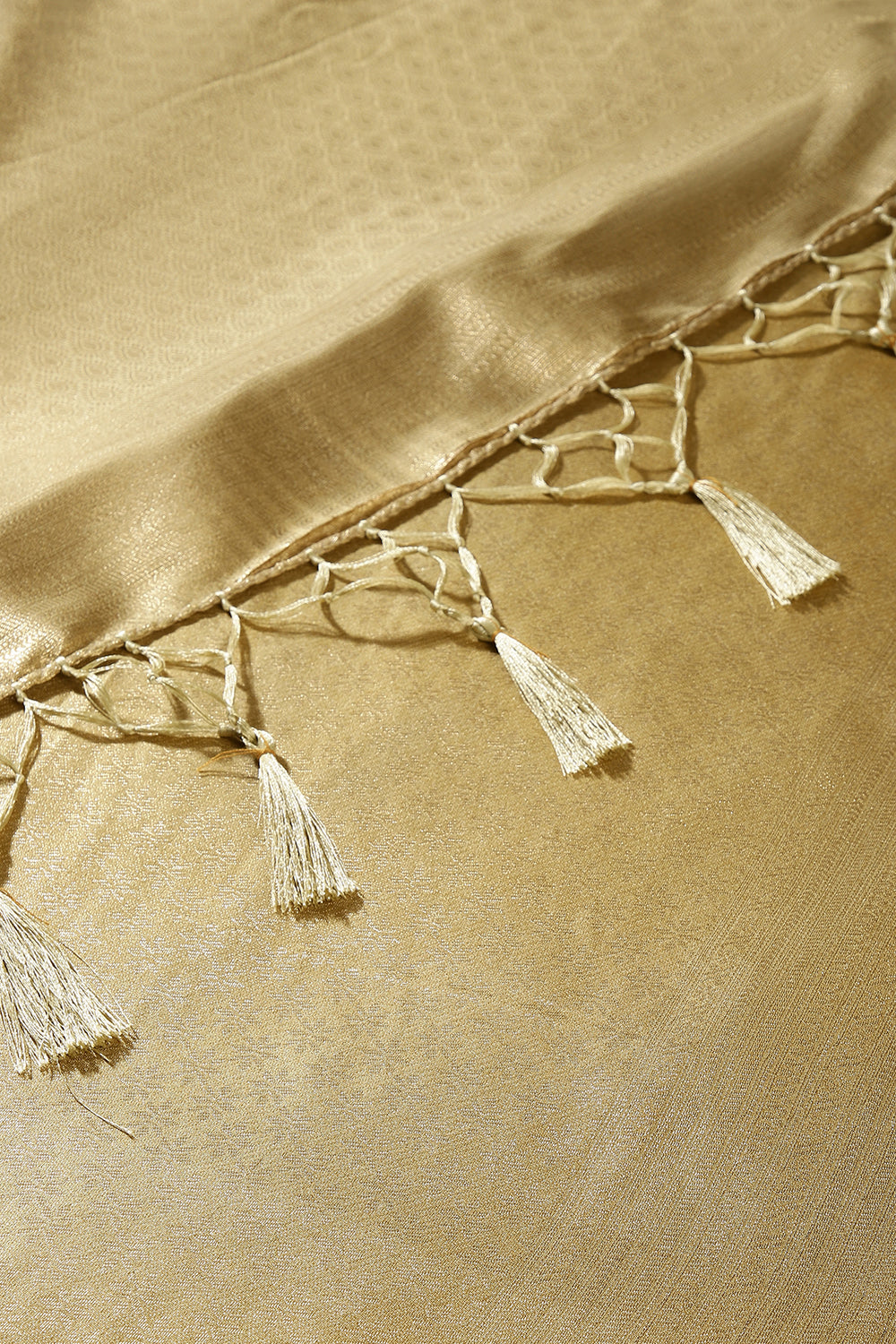 Goldarn  Colour Soft Silk Leheria Zari Woven Saree
