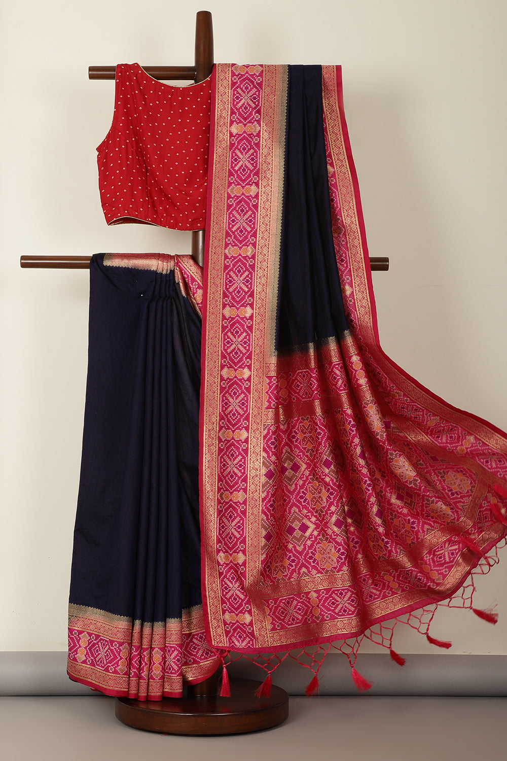Navy & Magenta Dual Toned Tussar Silk Patola Woven Saree