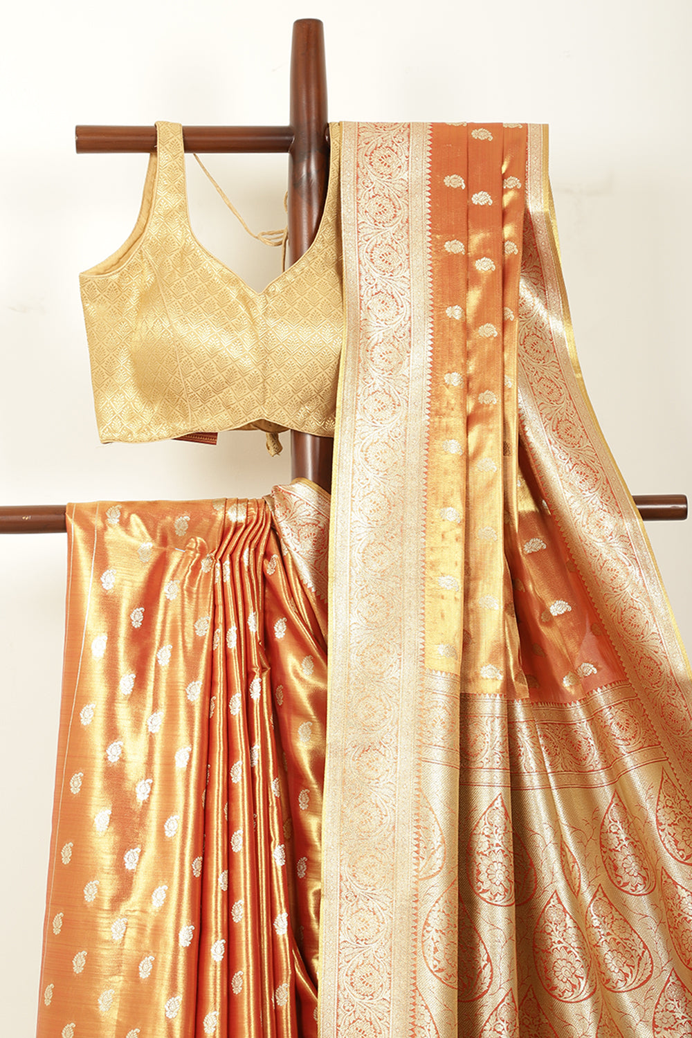 Red & Gold Dual Toned Silk Woven Saree