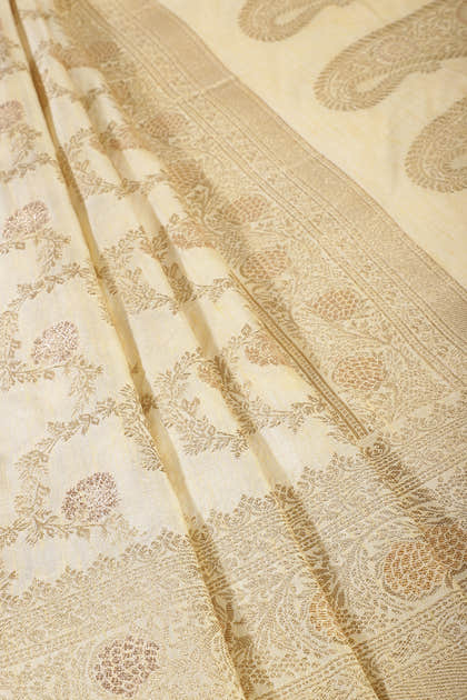 Cream Silk Floral Zaal Woven Banarasi Saree