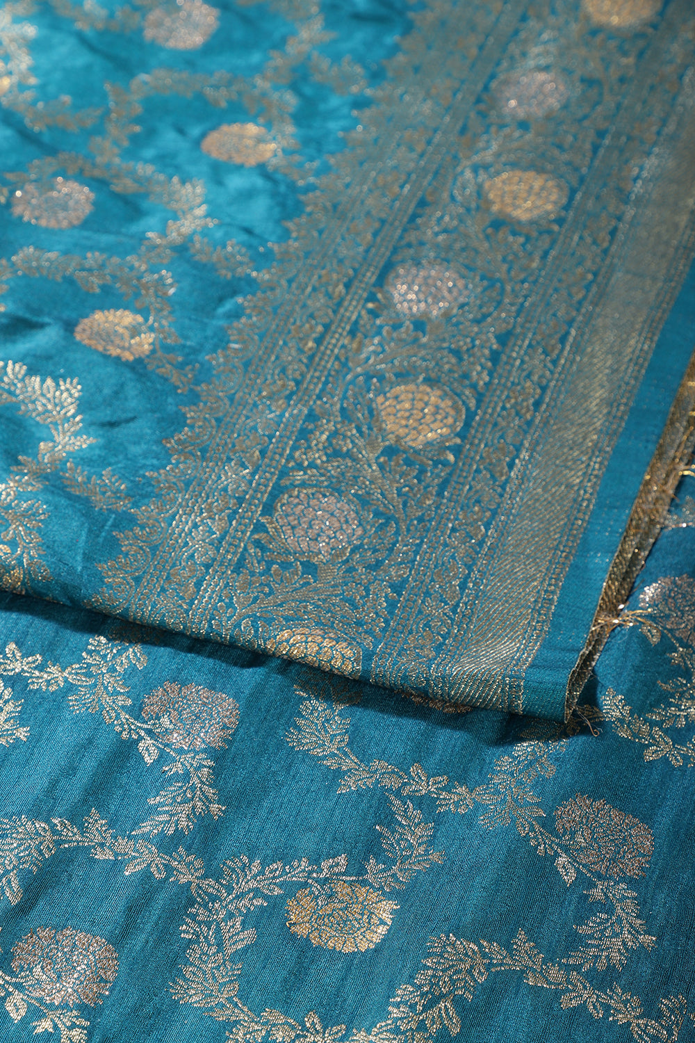 Blue Silk Floral Zaal Woven Banarasi Saree