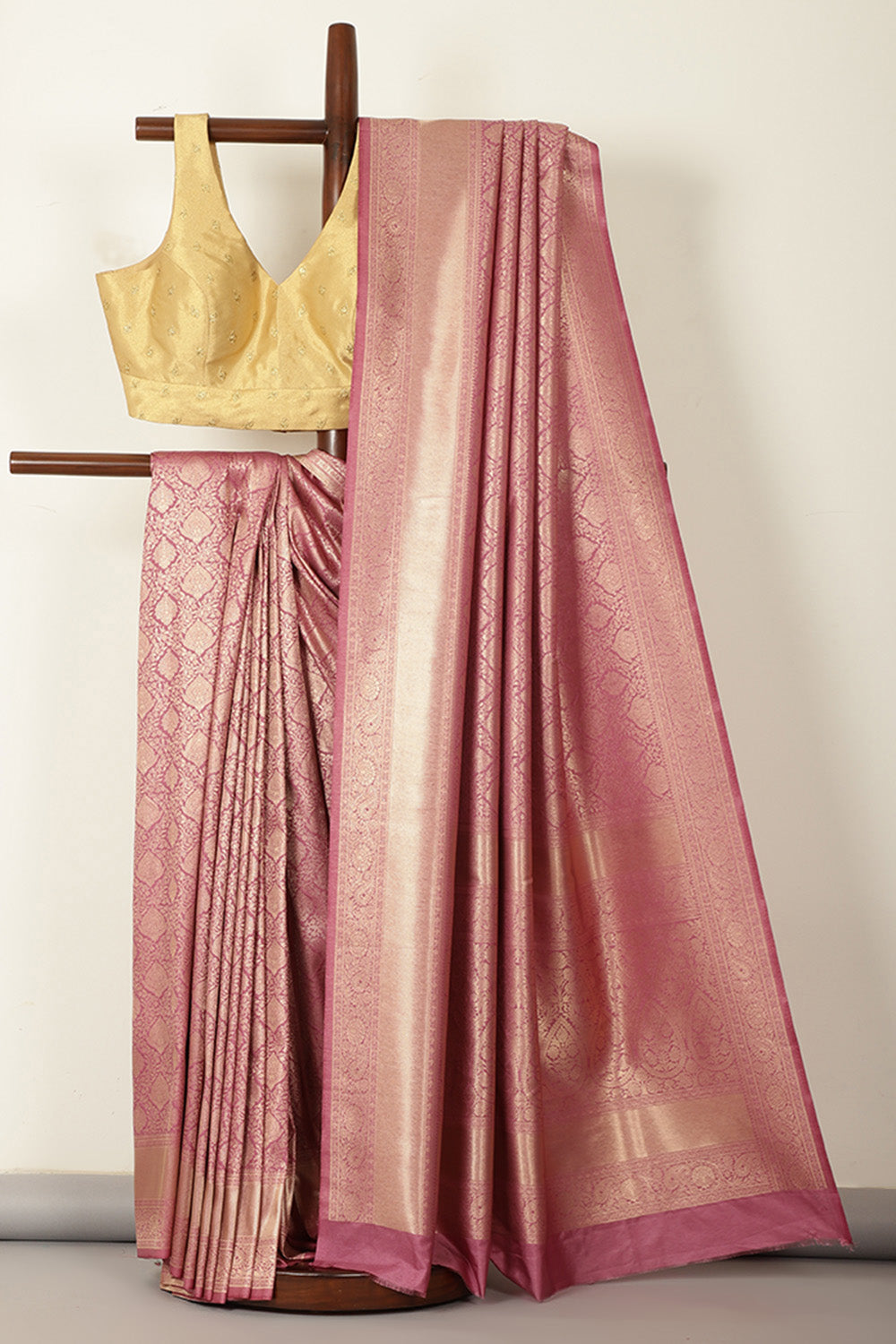 Mauve Soft Silk Zari Woven Saree